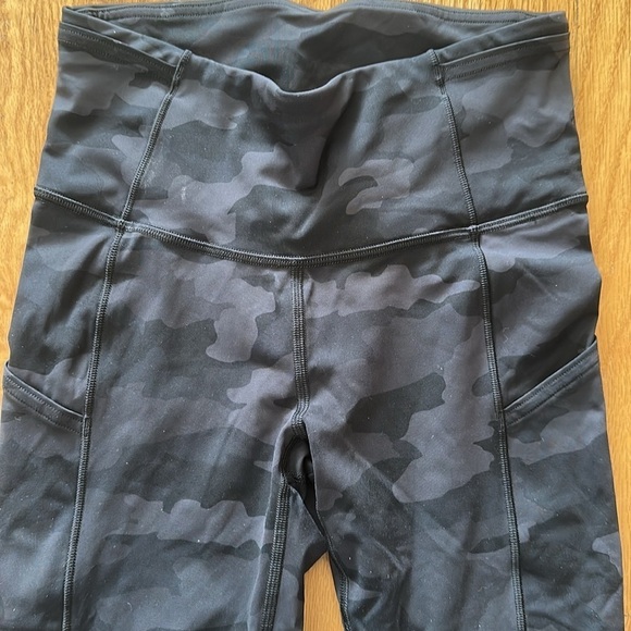 Lululemon sz 4 Fast and Free High-Rise Tight 28" Non-Reflective Brushed Nulux - Picture 2 of 5